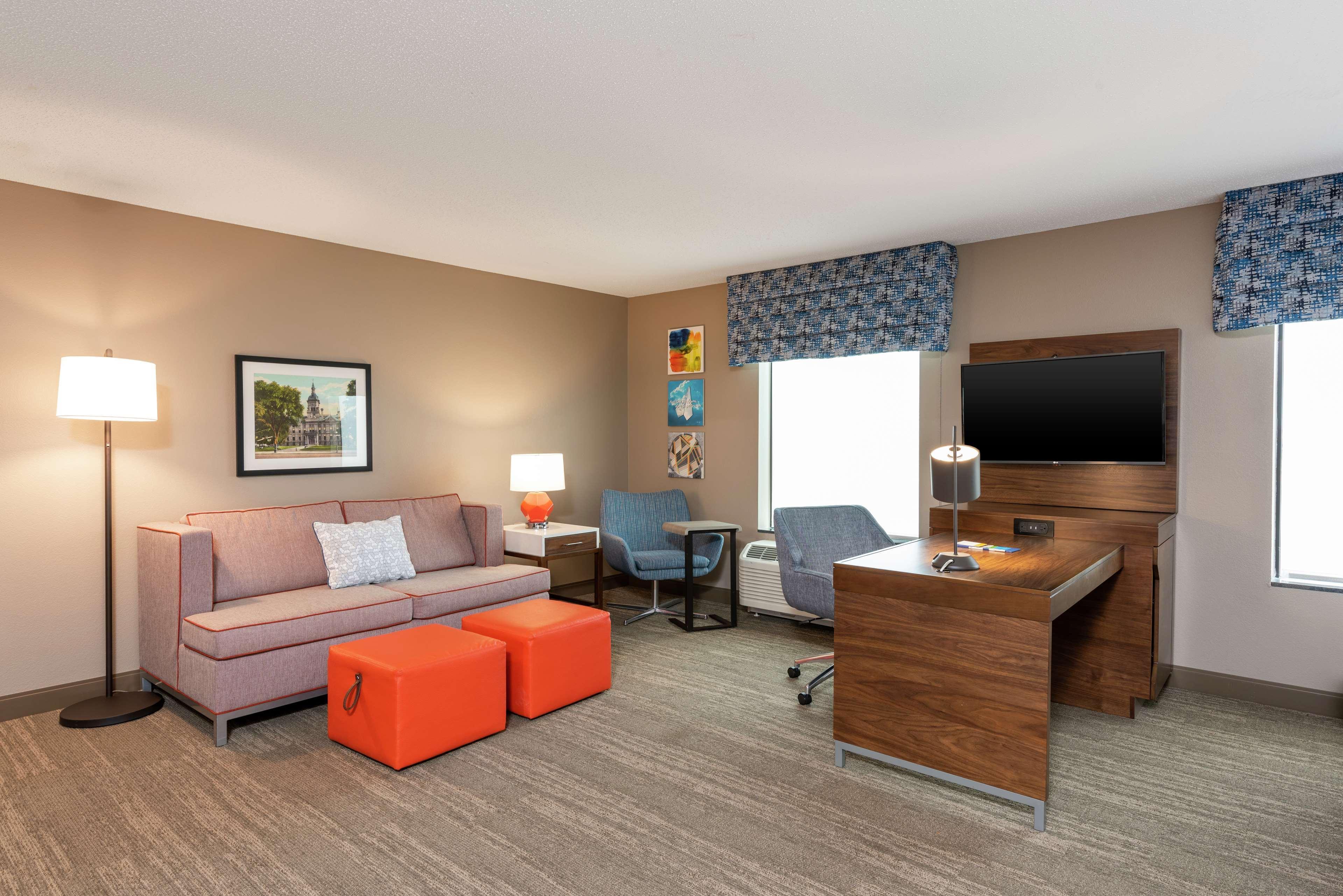 Hampton Inn & Suites Marshalltown Екстериор снимка