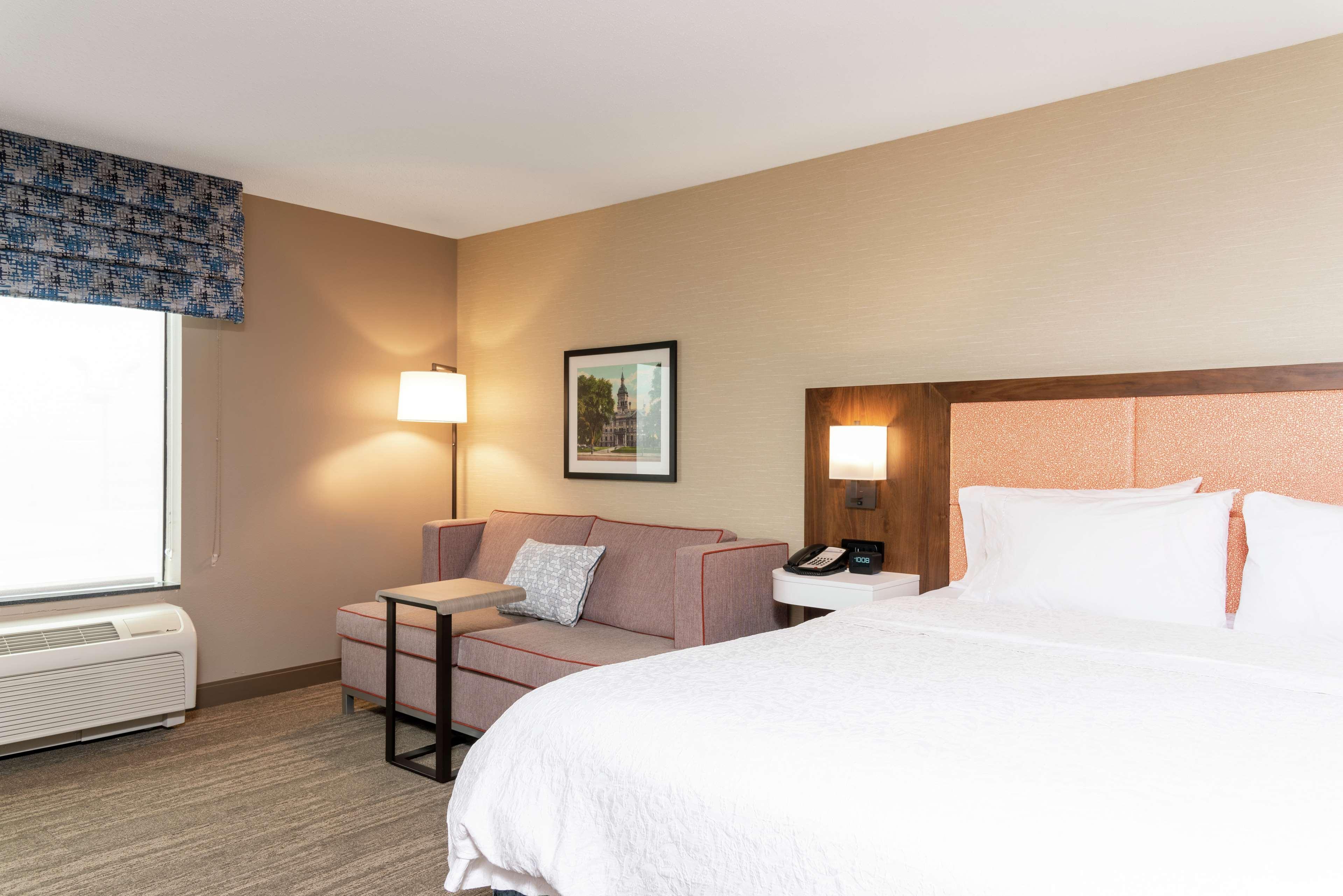 Hampton Inn & Suites Marshalltown Екстериор снимка