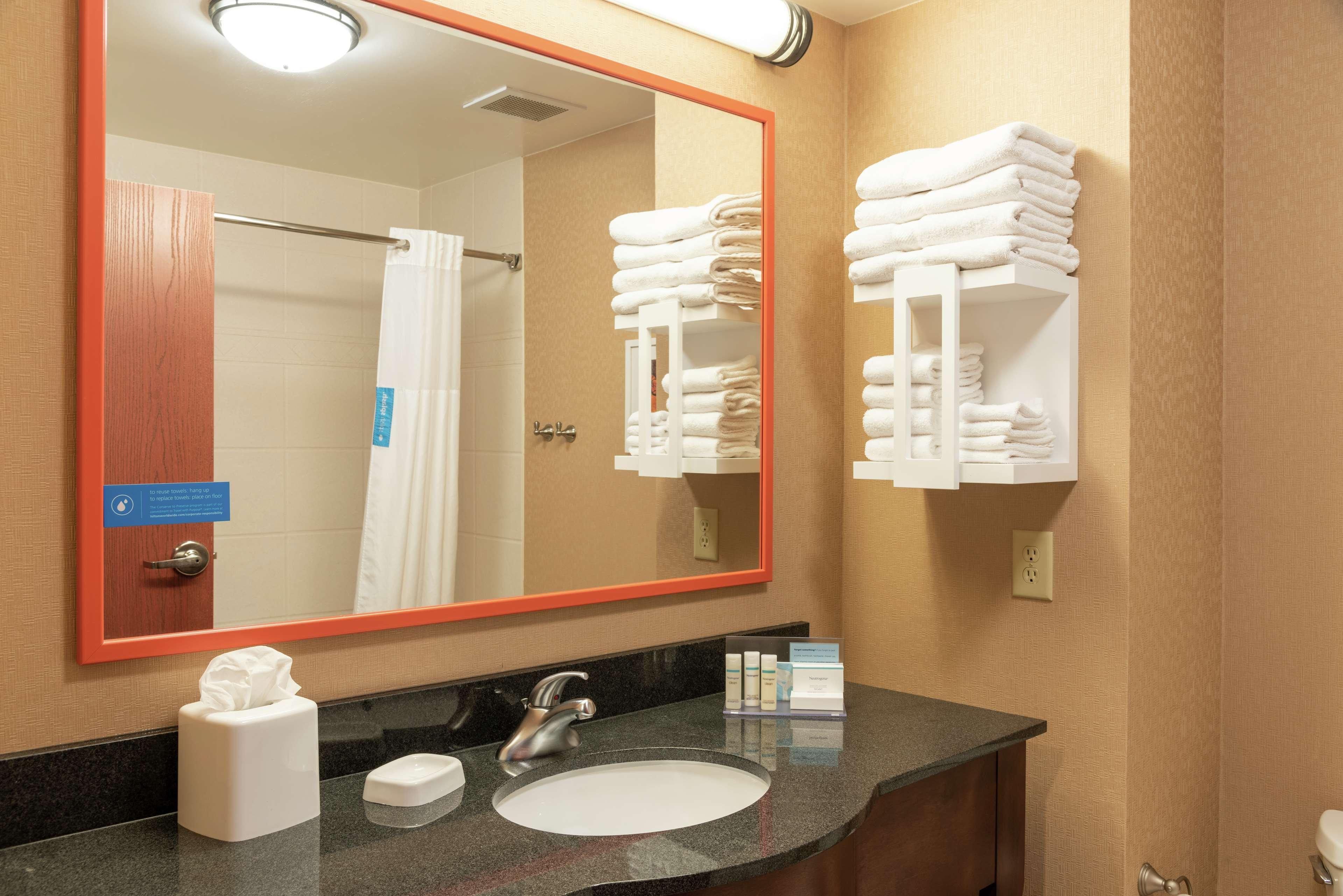 Hampton Inn & Suites Marshalltown Екстериор снимка