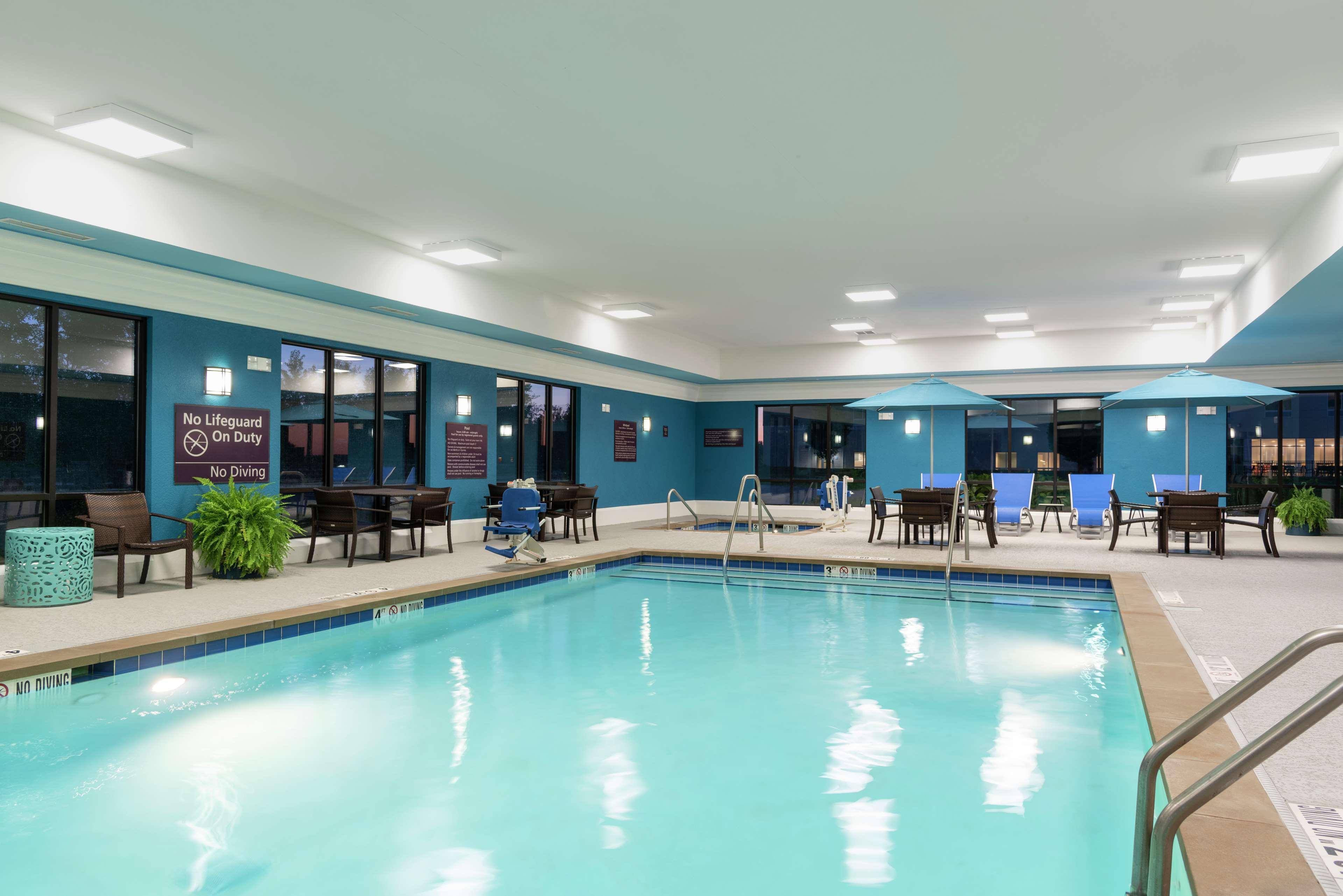 Hampton Inn & Suites Marshalltown Екстериор снимка