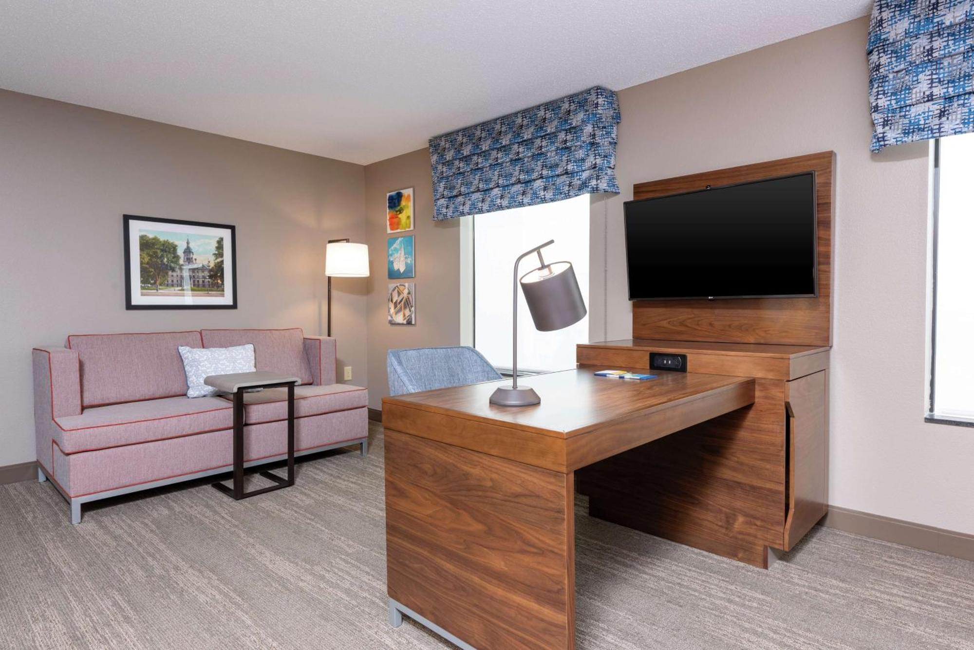 Hampton Inn & Suites Marshalltown Екстериор снимка